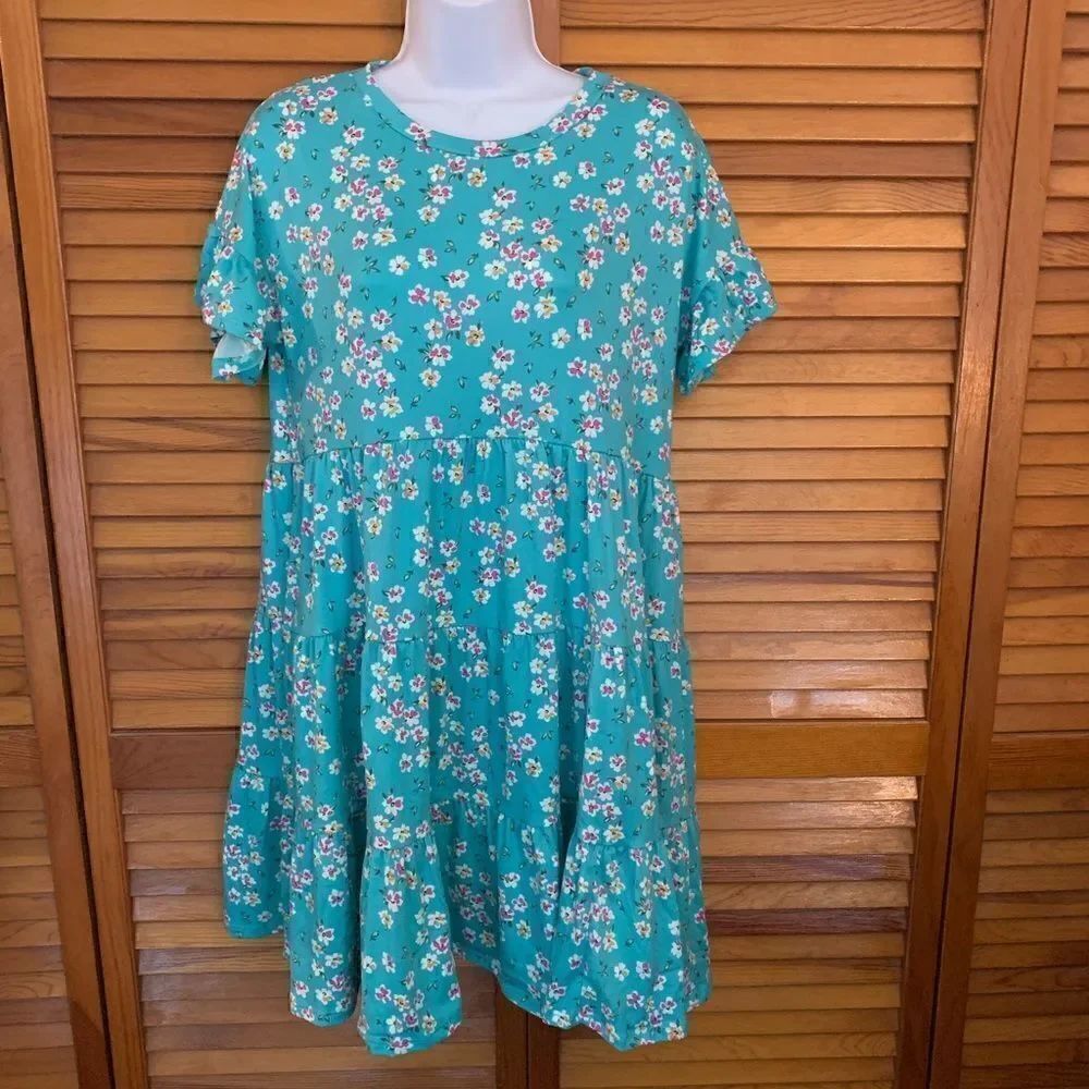NWOT! Super cute boho style baby doll layered dress with ruffled short sleeves
